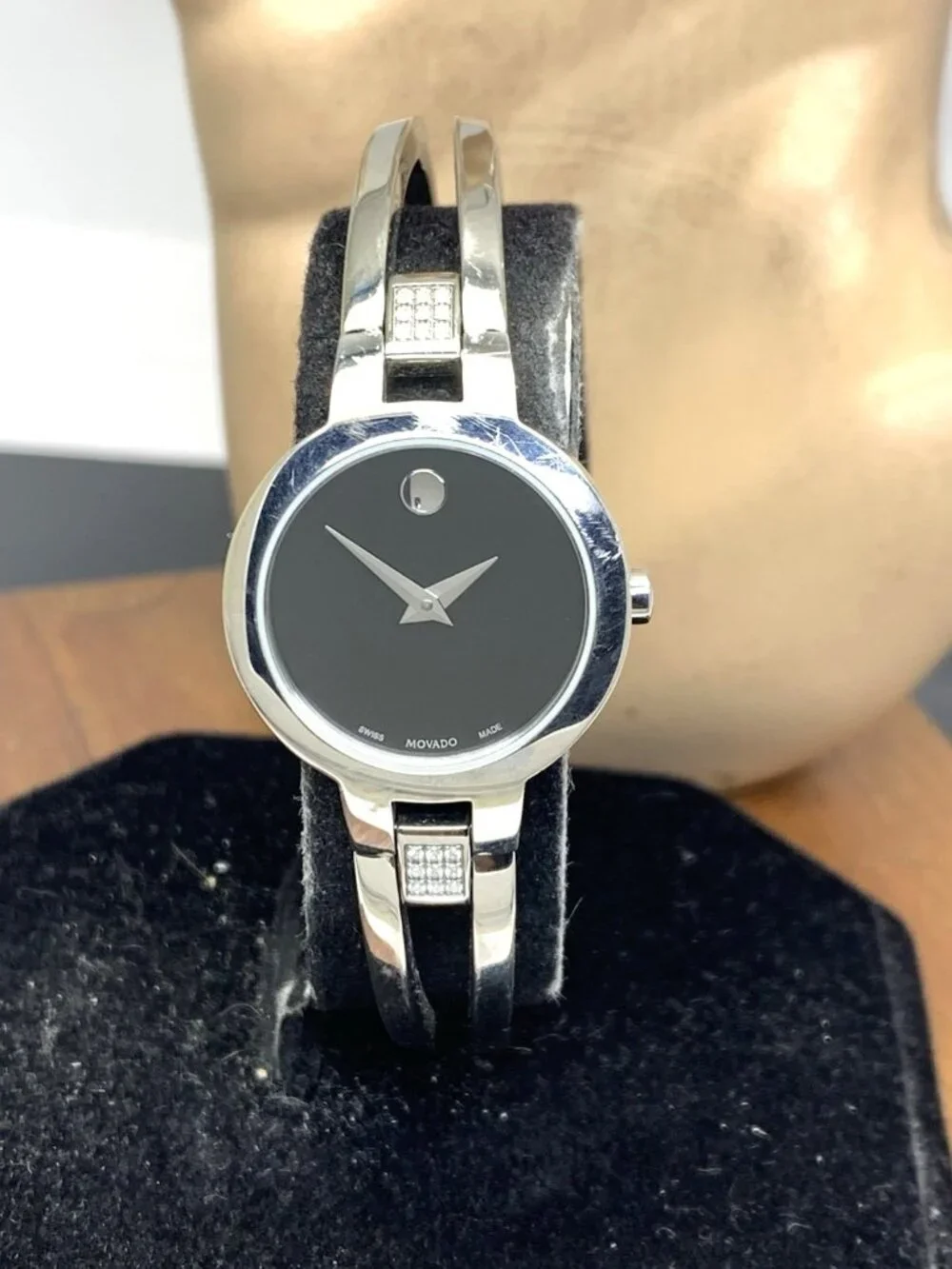 Movado Women's Watch 0607154 Amorosa Diamonds Swiss Quartz Steel Bangle 24mm